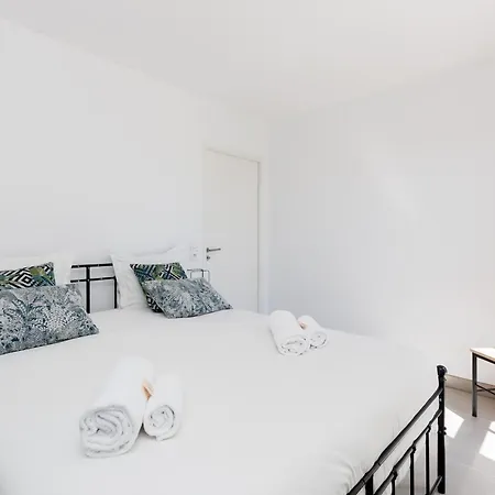 Immogroom - T2 New - Bright - Fully Equipped *